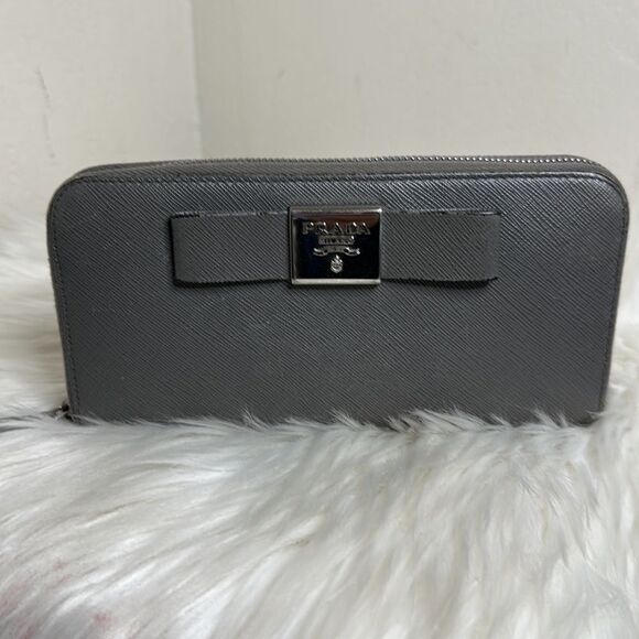 💯Authentic Prada Safiano Zipped Around Long Wallet 🍀 - Picture 17 of 17